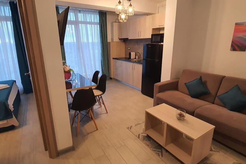 Alezzy Beach Apartament Prima Linie La Mare Năvodari Εξωτερικό φωτογραφία