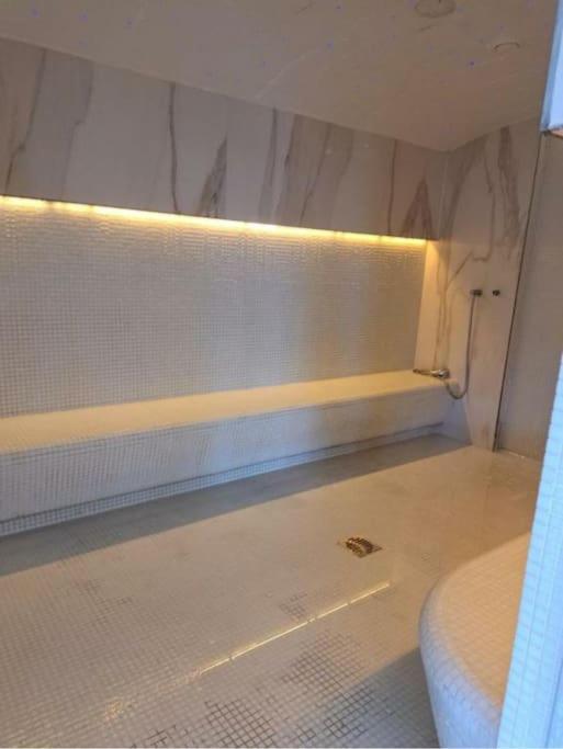Alezzy Beach Apartament Prima Linie La Mare Năvodari Εξωτερικό φωτογραφία